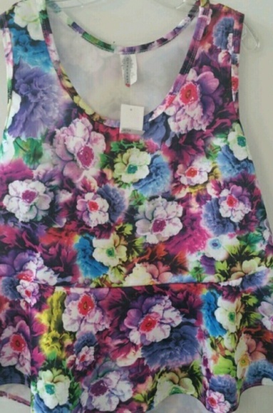 SOLD ON VINTED!!New  3x Floral  Peplum!! SOLD - Picture 1 of 4