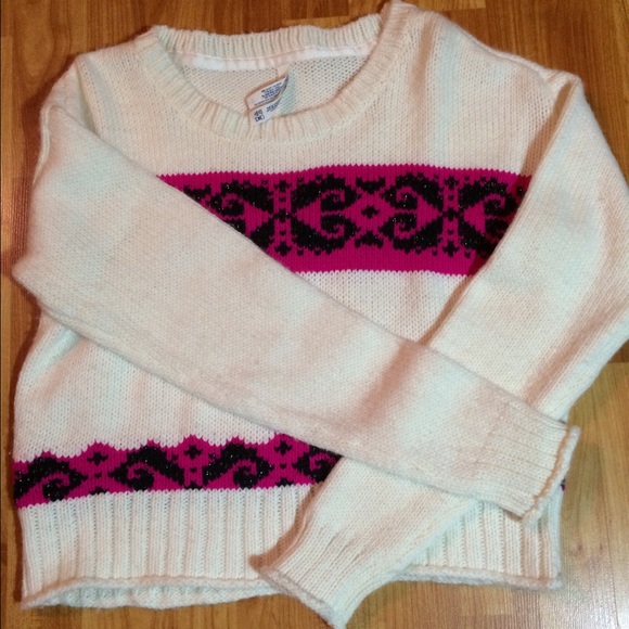 Cropped fuzzy sweater Price Dropped!!!