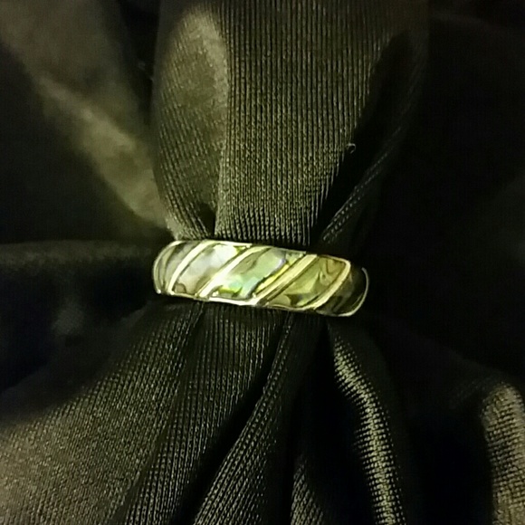 Fun beach inspired ring