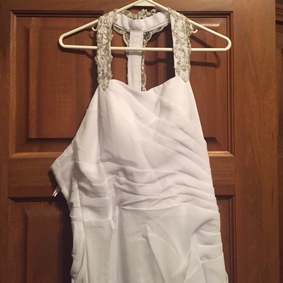 Women's wedding dress
