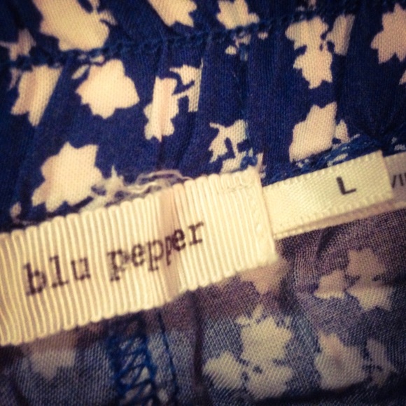Blu Pepper Boho Floral Shorts - Picture 4 of 4