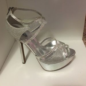 Sliver heels
