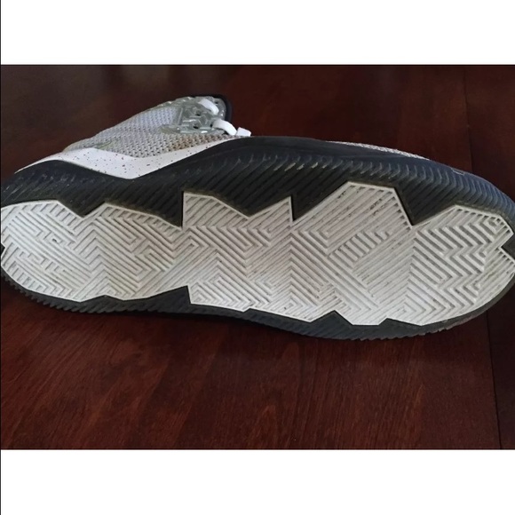 Air Jordan Spike Lee Forty's (Spizike) - 9.5 - Picture 3 of 4