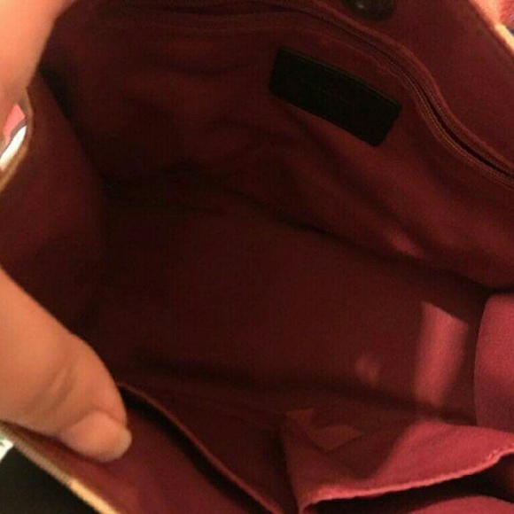 Authentic Burberry HandBag - Picture 3 of 4