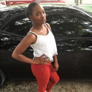 Meet your Posher, Kyla