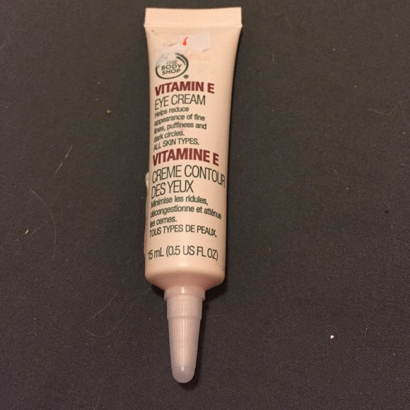 BOGO NWT The Body Shop Vitamin E Eye Cream💕