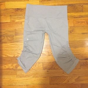 lululemon ebb to street crop