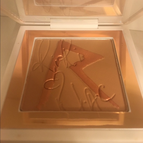 MAC Rihanna Shadow / Bronzing Lot - Picture 2 of 4