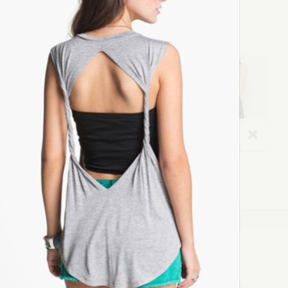 Black twisted back muscle tank top black shirt - Picture 3 of 4