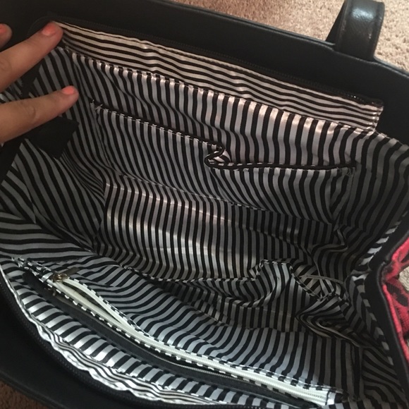 New purse - Picture 4 of 4