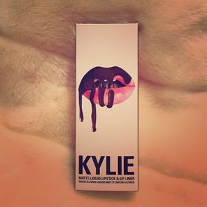 Kylie lip kit true brown