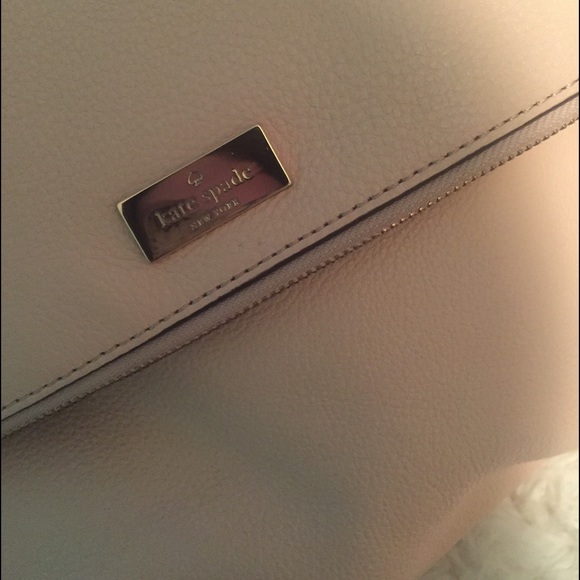 Authentic Kate Spade Handbag - Picture 2 of 4