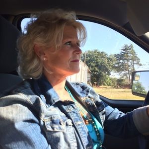 Meet your Posher, Janet