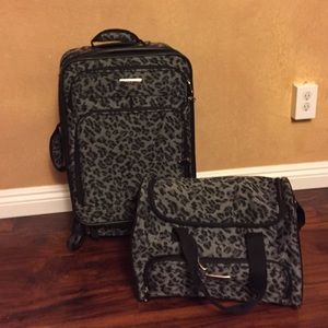 2 piece luggage set