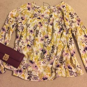 NWOT old navy floral blouse Large