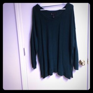Green lane Bryant tunic sweater with side zippers