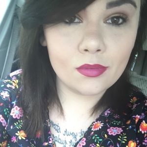 Meet your Posher, Vanessa