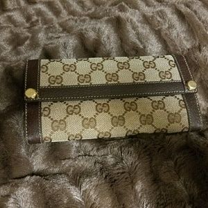 Gucci Orig GG Canvas Wallet Beige w/Leather Trim