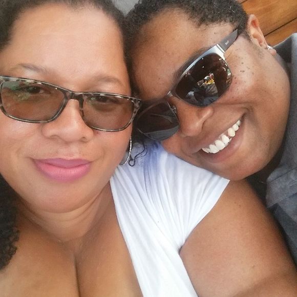 Meet your Posher, Karen - Picture 2 of 2