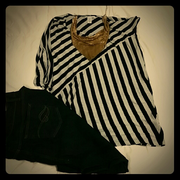 Sleeveless striped asymmetrical top