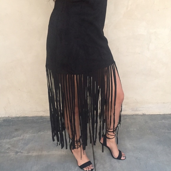 Dress - Picture 4 of 4