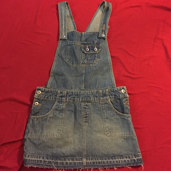 Super cute Jean mini skirt overall's