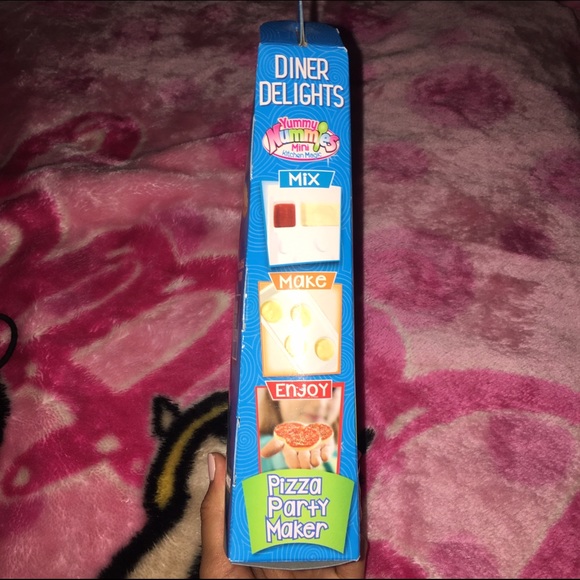 YUMMY NUMMIES Pizza Kit - Picture 4 of 4