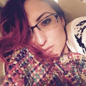 Meet your Posher, Ana