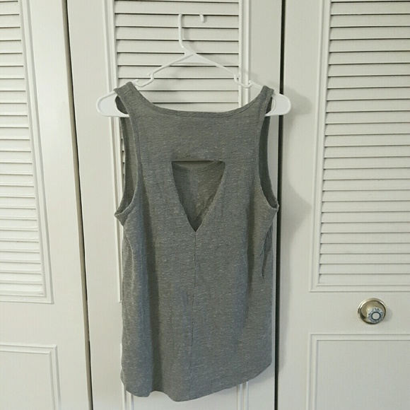 Gray tank top with cutout back - Picture 4 of 4
