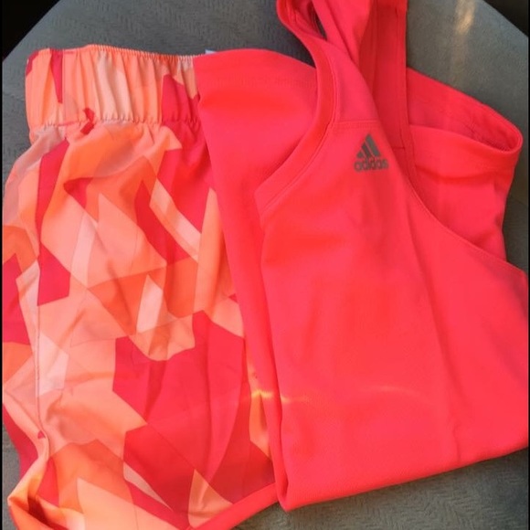 Adidas small