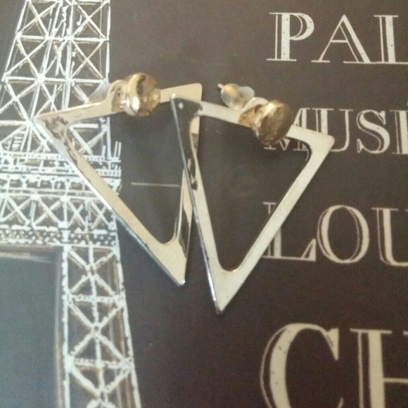 Triangle earrings