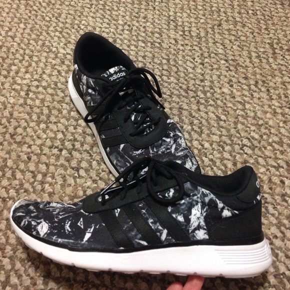 Adidas Neo tennis/athletic shoes