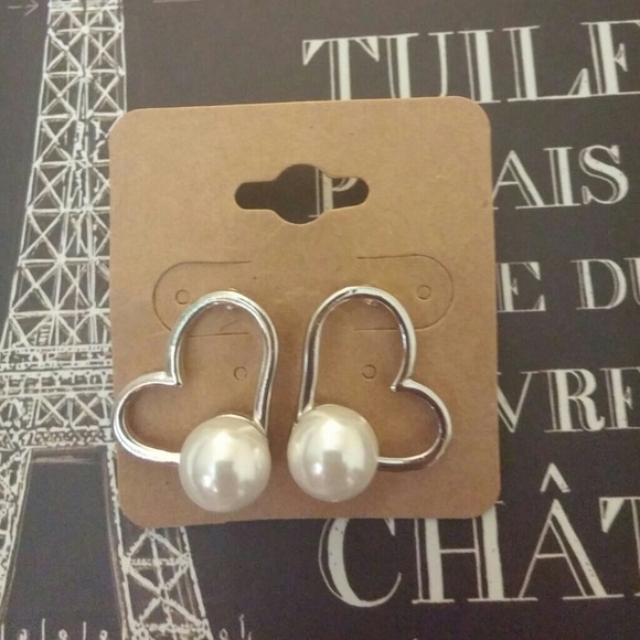 Heart earrings