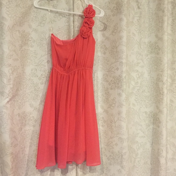 Dress - Picture 1 of 3