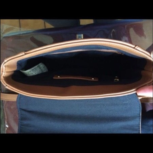 Cross bag - Picture 3 of 3