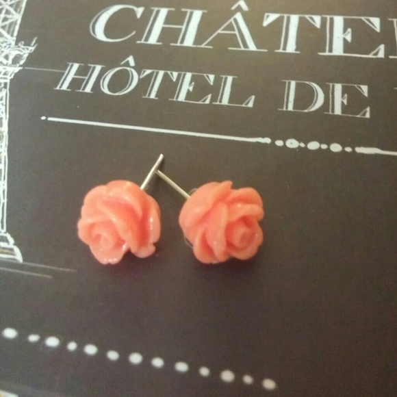 Rose earrings
