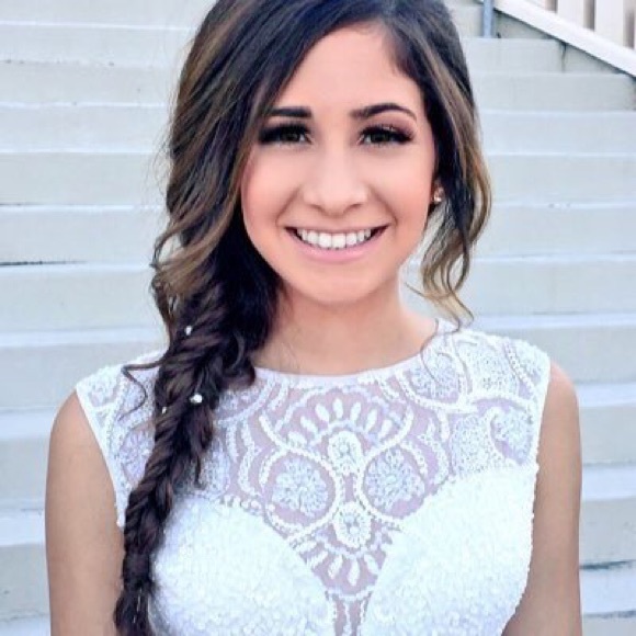 Meet your Posher, Aileen