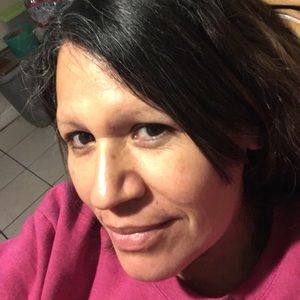 Meet your Posher, Juana