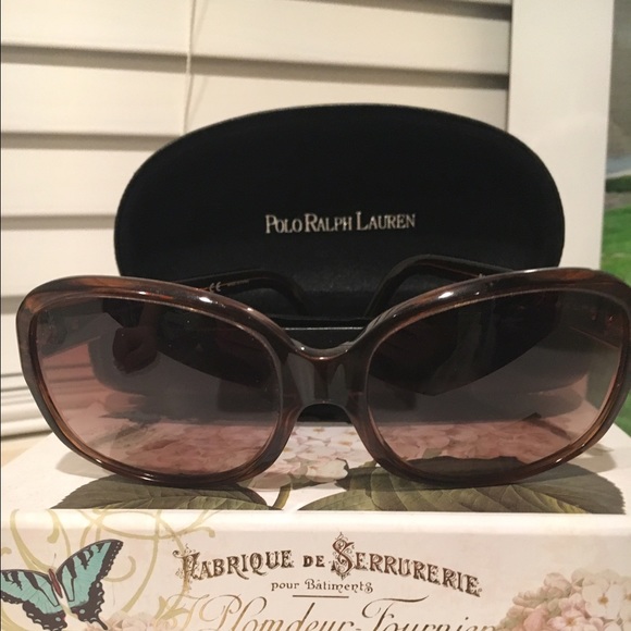 Sun glasses