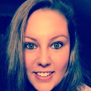 Meet your Posher, Bre