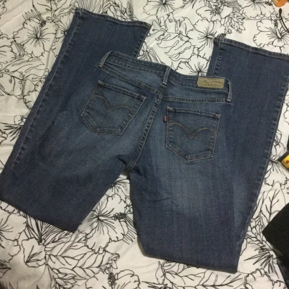 Levi's Demi Curve Bootcut Jeans - Picture 2 of 4
