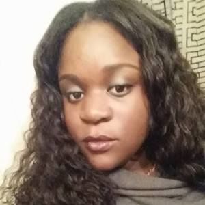 Meet your Posher, Carla