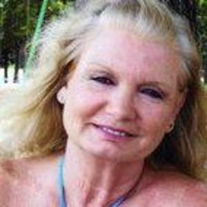 Meet your Posher, Dee michael