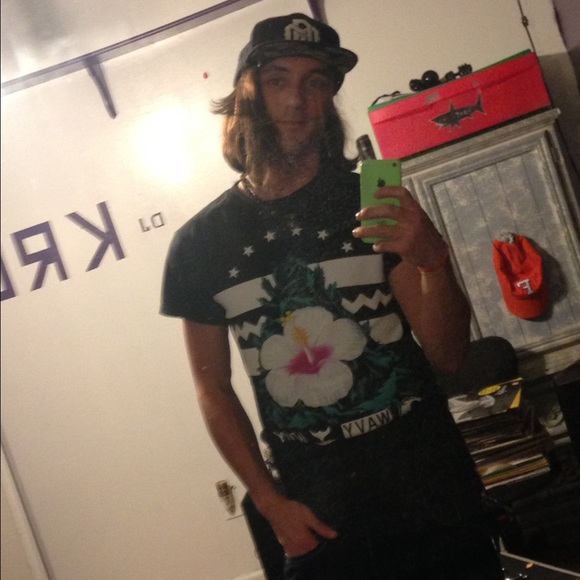 Meet your Posher, Justin