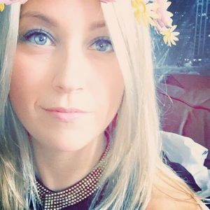 Meet your Posher, Stacy