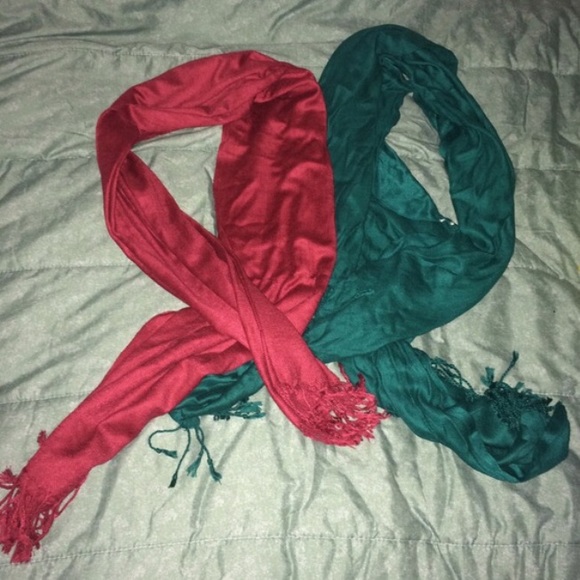 Scarf Bundle - Picture 2 of 2