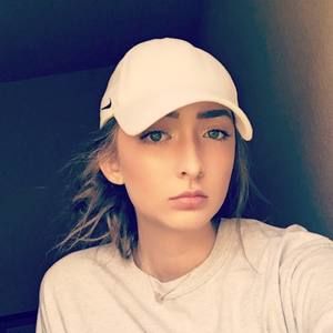 Meet your Posher, Lexi