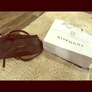 Givency Pandora bag non auth