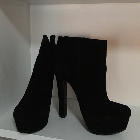 VS  platform ankle boot