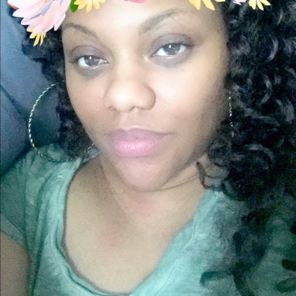 Meet your Posher, Brittany